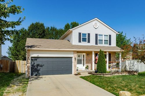 447 Grandlin Park Dr, Blacklick, OH, 43004-9107 | Card Image