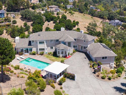 15 Ravine Way, Novato, CA, 94947 | Card Image