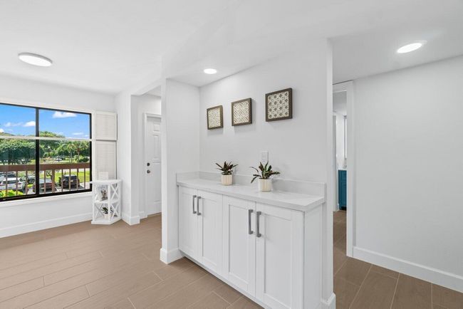 204 - 10092 Cedar Point 204 Boulevard, Condo with 2 bedrooms, 2 bathrooms and null parking in Boynton Beach FL | Image 12