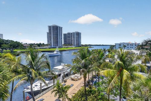 324-1036 Us Highway 1, North Palm Beach, FL, 33408 | Card Image