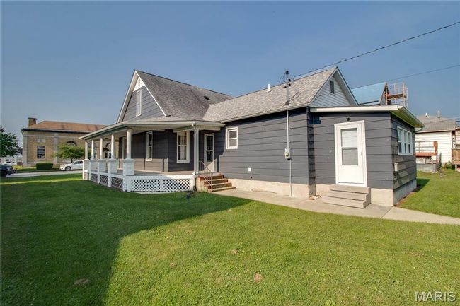 408 N Main St, Home with 0 bedrooms, 0 bathrooms and null parking in Carrollton IL | Image 35