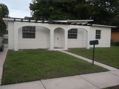 13725 Nw 4th Ct, House other with 4 bedrooms, 2 bathrooms and null parking in North Miami FL | Image 3