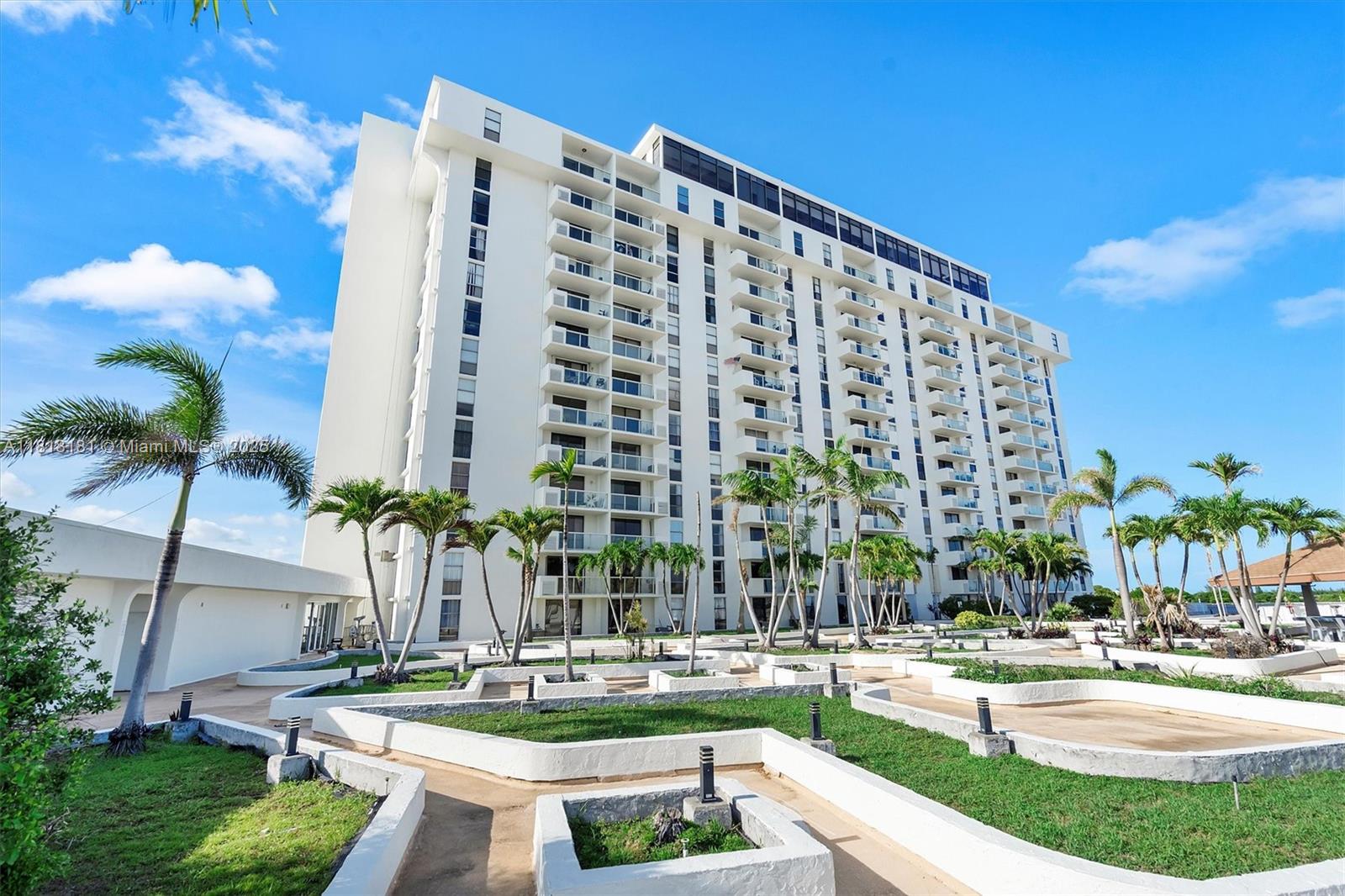 Residential in North Miami