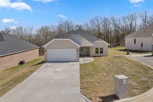 516 Madeleine St, Austin, AR, 72007-9701 | Card Image