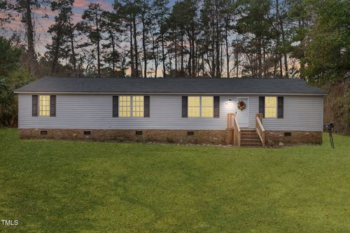 550 Old Mail Rd, Southern Pines, NC, 28387-6831 | Card Image