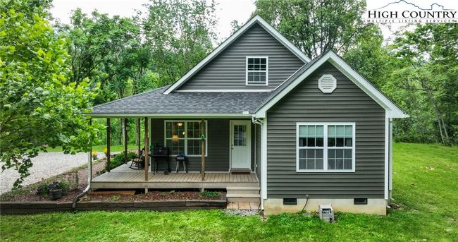 351 Colony Ln, House other with 3 bedrooms, 2 bathrooms and null parking in Purlear NC | Image 4