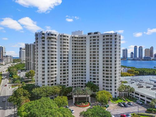 apt-913-3300 Ne 192nd St, Aventura, FL, 33180-2432 | Card Image
