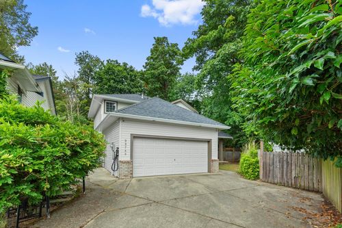 32749 Charnley Dr, Mission, BC, V2V2N4 | Card Image