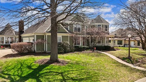 2204 Edgewater Pl, Champaign, IL, 61822-7615 | Card Image