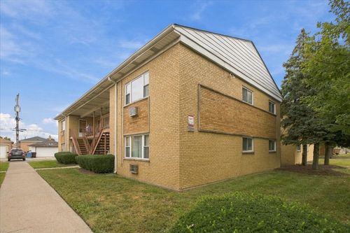 101-6206 W 64th Place, Chicago, IL, 60638 | Card Image