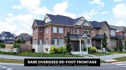 324 Av Britannia W, Oshawa, ON, L1L0L6 | Card Image