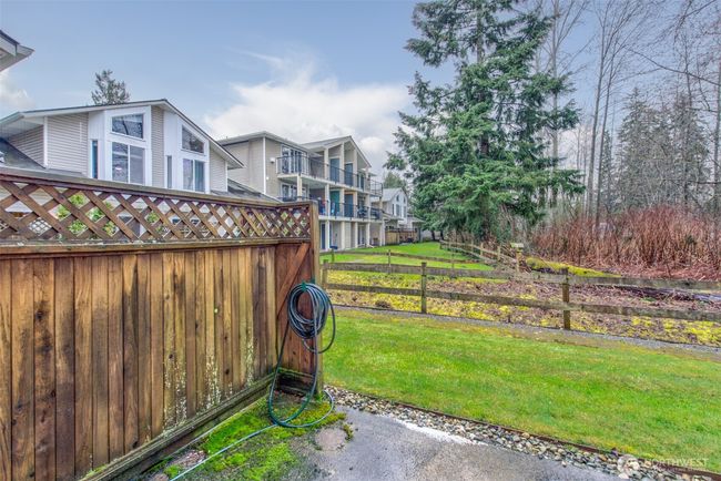 APT-8-102 - 2001 120 Th Pl Se, Townhouse with 3 bedrooms, 3 bathrooms and 1 parking in Everett WA | Image 18