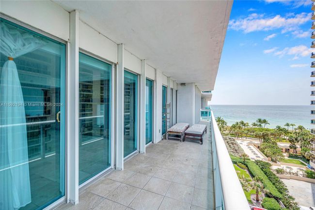 8B - 10101 Collins Ave, Condo with 2 bedrooms, 3 bathrooms and null parking in Bal Harbour FL | Image 20