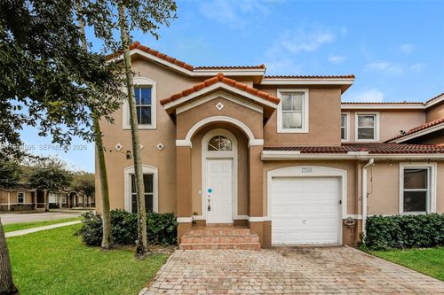 27598 Sw 138th Ave, Homestead, FL, 33032-7774 | Card Image