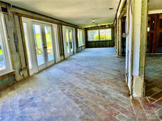 530 59 Th Ave, House other with 2 bedrooms, 2 bathrooms and null parking in ST PETE BEACH FL | Image 14