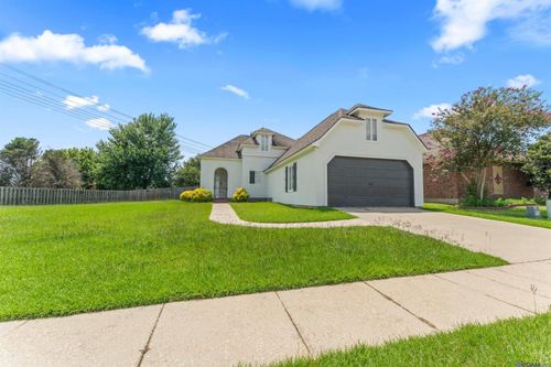 3981 Driftwood Dr, Zachary, LA, 70791-5446 | Card Image