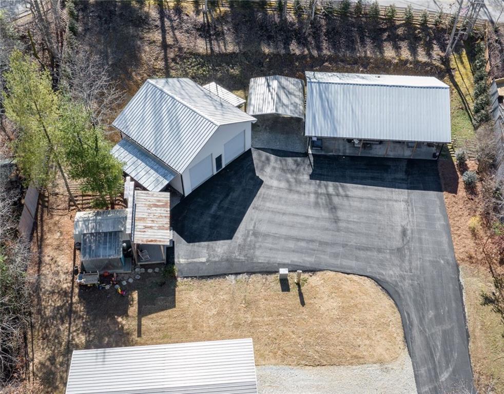 Quiet Creek Ln, Tiger, GA 30576