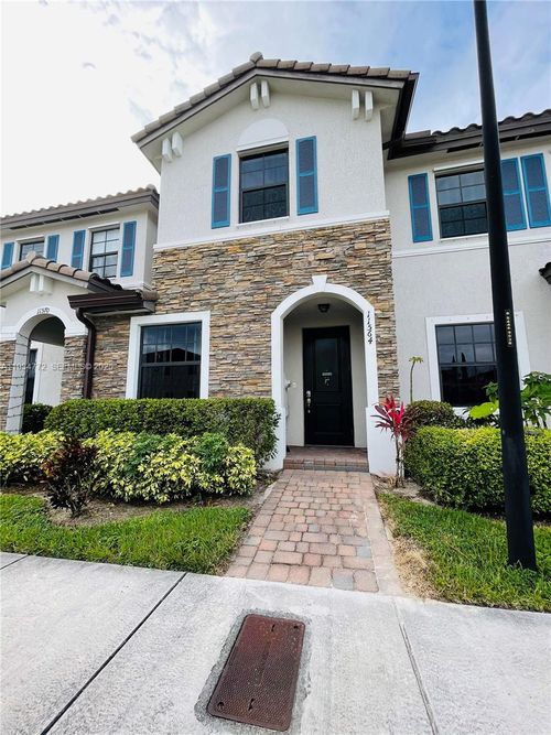 11564-11564 Sw 151st Ave, Miami, FL, 33196-2540 | Card Image