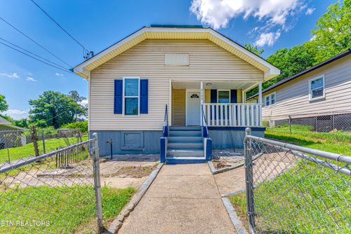 2123 Vermont Ave, Knoxville, TN, 37921-6118 | Card Image