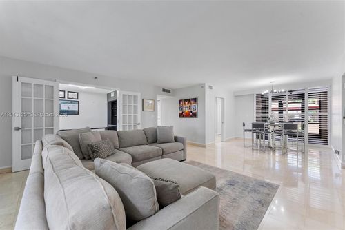 102-7225 Promenade Dr, Boca Raton, FL, 33433-6957 | Card Image