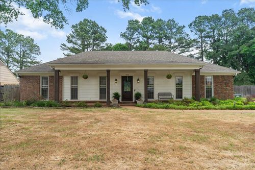 1674 Brierbrook Rd, Germantown, TN, 38138-2313 | Card Image