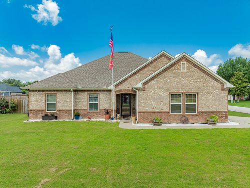 141 Ocean Lake Dr, Edgewood, TX, 75117-5542 | Card Image