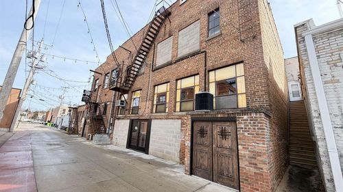 130d-128 - 130 130, Beaver Dam, WI, 53916 | Card Image