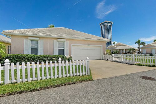 154 Key Colony Ct, Daytona Beach Shores, FL, 32118-5662 | Card Image