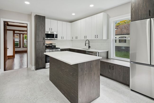 4948 N Austin Ave, Home with 5 bedrooms, 2 bathrooms and null parking in CHICAGO IL | Image 14