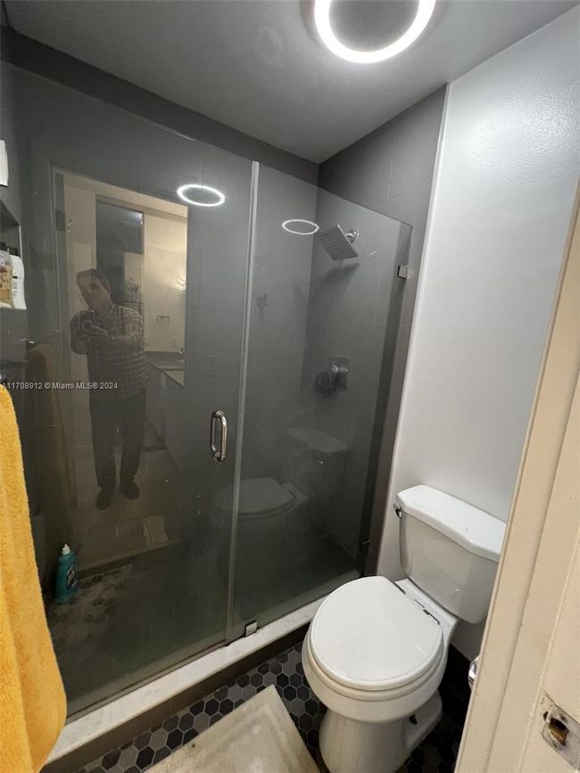 4389 Carambola Cir N, Condo with 2 bedrooms, 3 bathrooms and null parking in Coconut Creek FL | Image 11