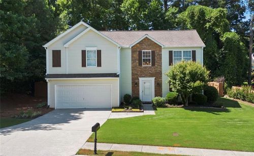 1082 Eastmill Cv, Dacula, GA, 30019-4819 | Card Image