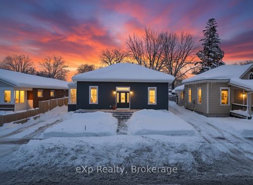 70 Goderich St E, Seaforth, ON, N0K1W0 | Card Image