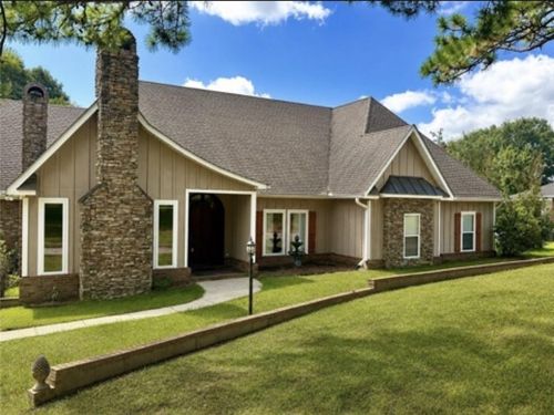 2660 Meadow Lake Rd, Semmes, AL, 36575-6620 | Card Image