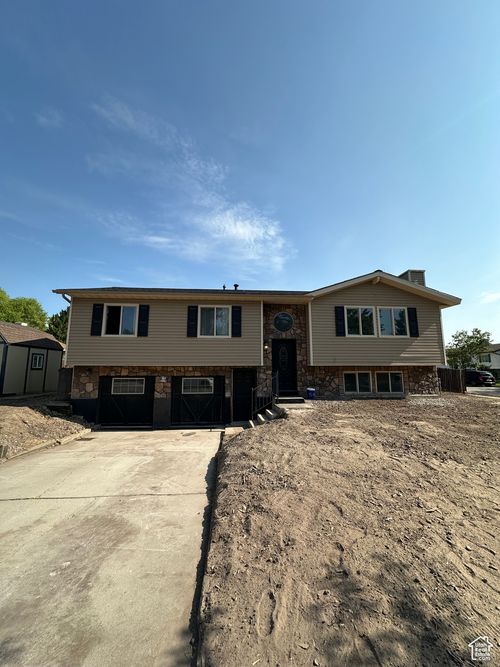 3836 W Jacquelyn St, West Jordan, UT, 84088-8910 | Card Image