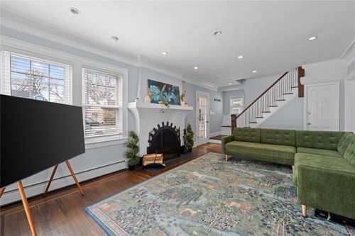 66 Denton Ave, Lynbrook, NY, 11563-3604 | Card Image