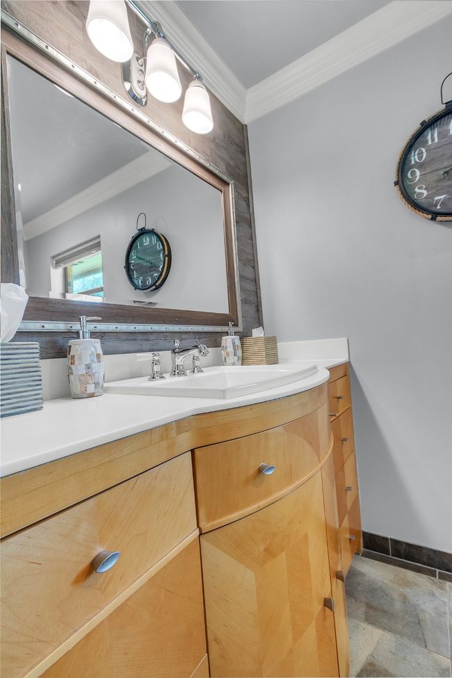 Custom Vanity is curved for added interest | Image 19