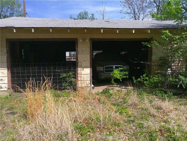 302 S Washington St, House other with 3 bedrooms, 1 bathrooms and null parking in Toronto KS | Image 4