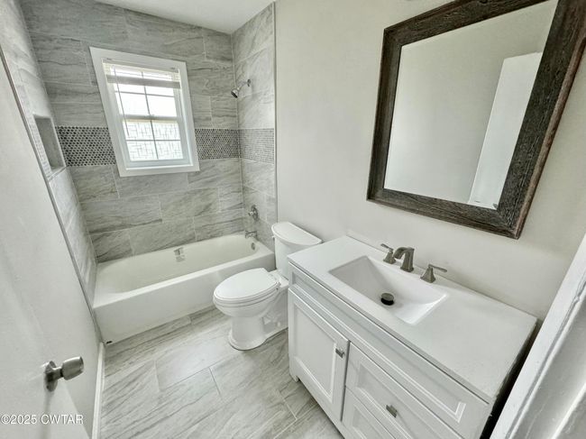 1108 Gay St, House other with 3 bedrooms, 1 bathrooms and 2 parking in Brownsville TN | Image 9