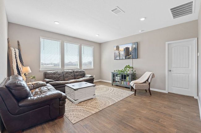 111 Evergreen Sumac Loop, House other with 4 bedrooms, 2 bathrooms and null parking in Kyle TX | Image 5