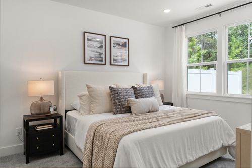 235 Panther Dr, Murfreesboro, TN, 37127-9803 | Card Image