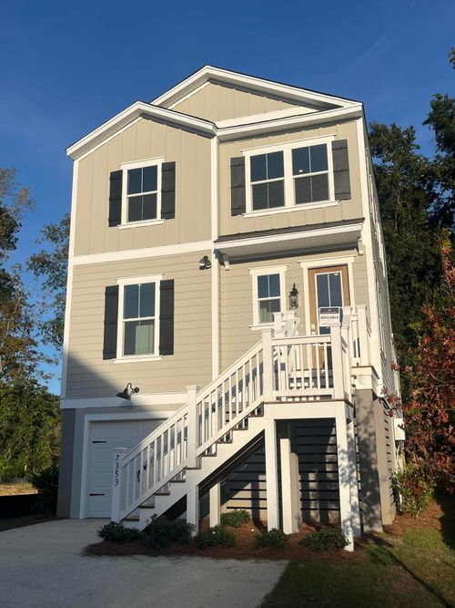 7353 Longtown Dr, Hanahan, SC, 29410-8412 | Card Image