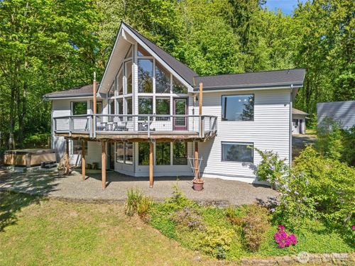 4250 E Agate Rd, Shelton, WA, 98584-8122 | Card Image