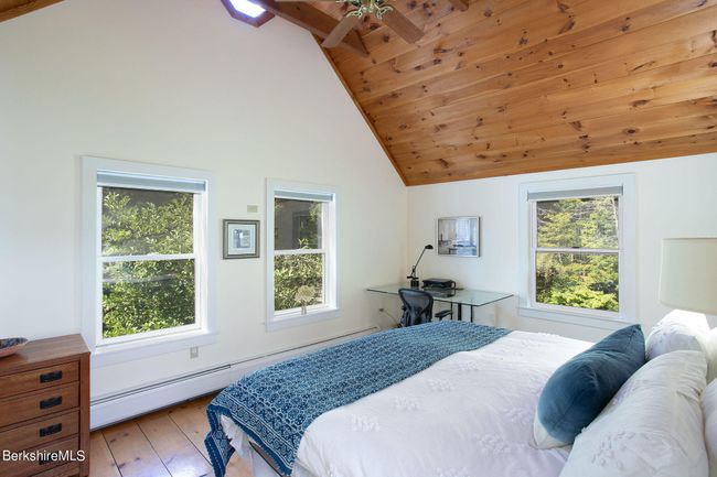 71 E Hubbard Rd, House other with 3 bedrooms, 2 bathrooms and null parking in Sandisfield MA | Image 39