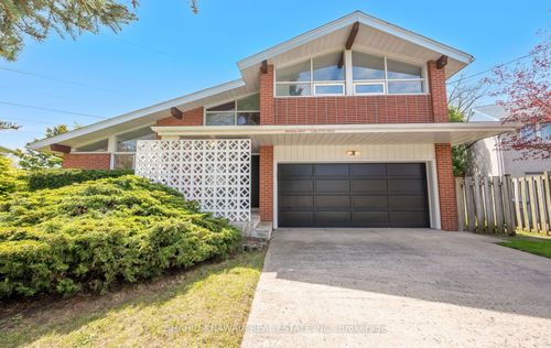 1550 Carletta Dr, Mississauga, ON, L4X1E3 | Card Image