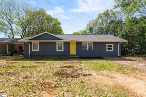 1919 El Camino Real Road, spartanburg, SC, 29301 | Card Image