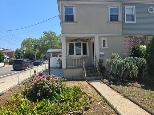 8724 Avenue M, Brooklyn, NY, 11236-4920 | Card Image