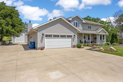 150 W Cemetery Rd, Fairfax, IA, 52228-9744 | Card Image