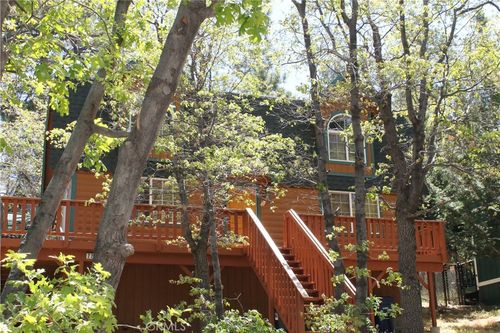 223 Vista, Sugarloaf, CA, 92386 | Card Image