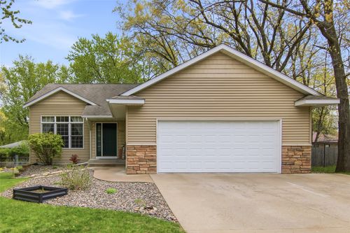 3023 Comet Ave, EAU CLAIRE, WI, 54703-0702 | Card Image