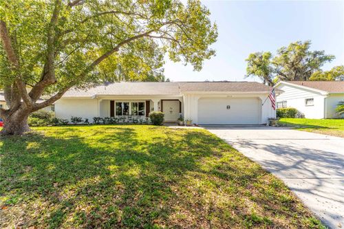 8210 Valley Stream Ln, HUDSON, FL, 34667-2339 | Card Image
